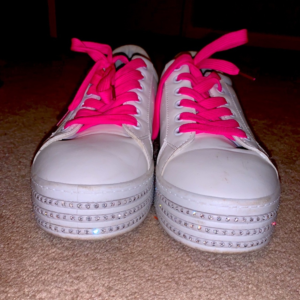 size 9 women’s shoes